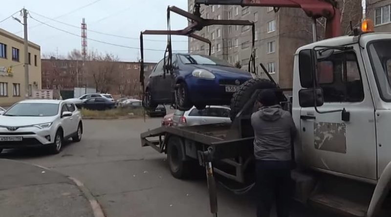 куда звонить если эвакуировали машину в Москве?