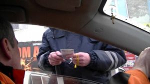 Предъявление ВУ вместо паспорта 