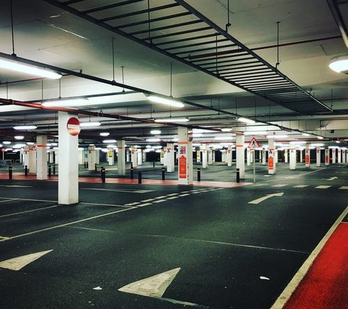 Сколько можно бесплатно стоять на платной парковке в Москве