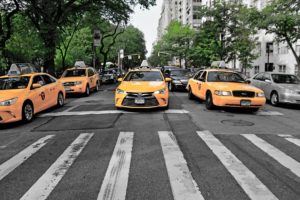 Дистанция между автомобилями по ПДД в метрах
