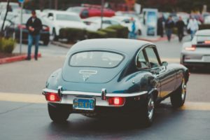 Нужно ли снимать с учета автомобиль при продаже машины в 2019 году