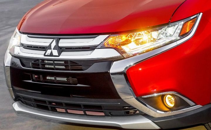Главные тонкости замены лампочек в фарах Mitsubishi Outlander