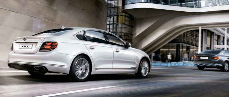KIA K900