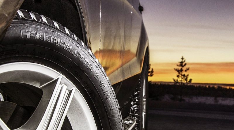 В Nokian Tyres всерьез обеспокоены, что финским шинам родом из России не дают укатиться далеко финские шины nokian