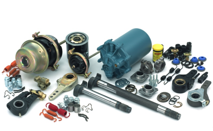 Разнообразие грузовых запчастей в каталоге Parts Sotrans