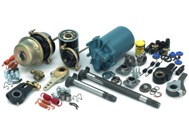 Разнообразие грузовых запчастей в каталоге Parts Sotrans