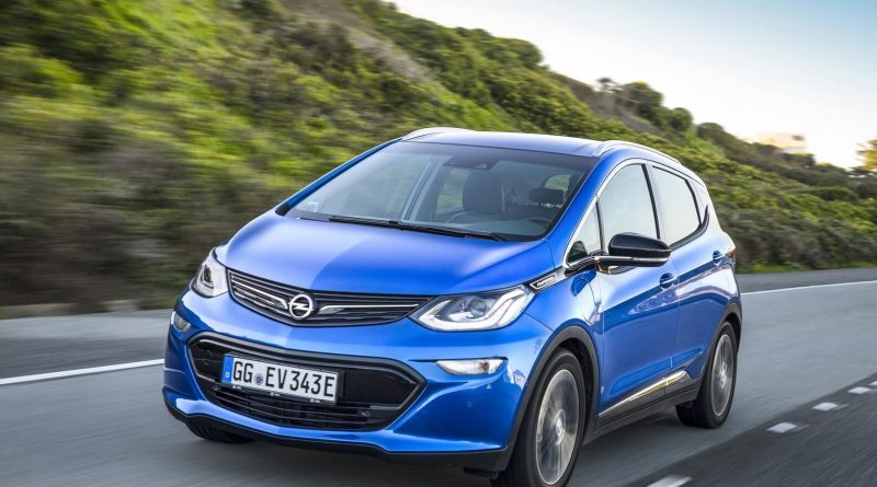 Женевский автосалон 2010 года - взгляд Opel в будущее электромобиля Ampera